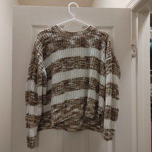 Women's chunky knit sweater